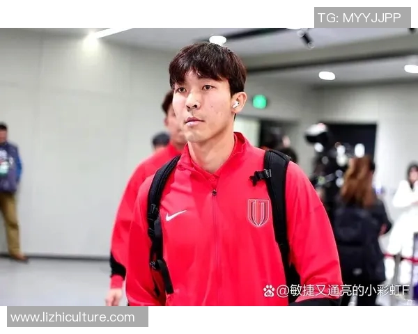 蒋圣龙在比赛中展现出色补位防守能力助力球队稳固防线 蒋圣龙在比赛中展现出色补位防守能力助力球队稳固防线