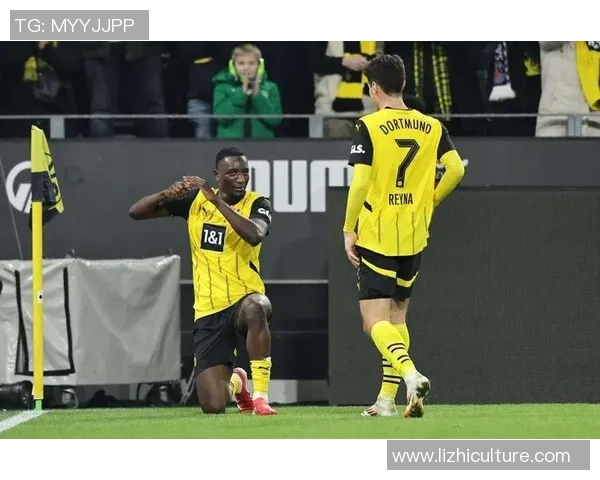 多特主场逆转柏林，豪取关键三分！